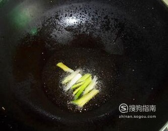 绿豆芽炒豆皮的家庭做法