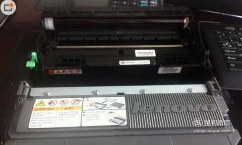 打印机联想M7400怎样换粉
