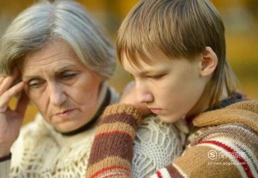 哪些类型的老人不适合帮忙照顾孩子？