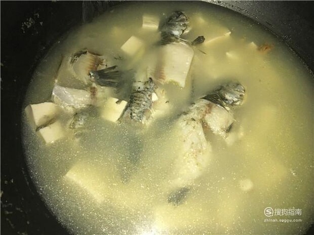 怎样做鲫鱼汤好喝呢？
