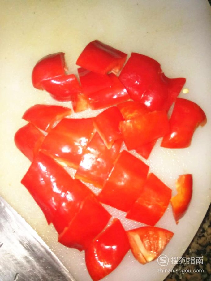 洋葱红椒炒五花肉的做法