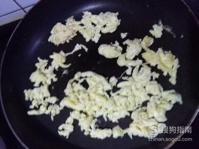 韭菜鸡蛋小锅贴的做法