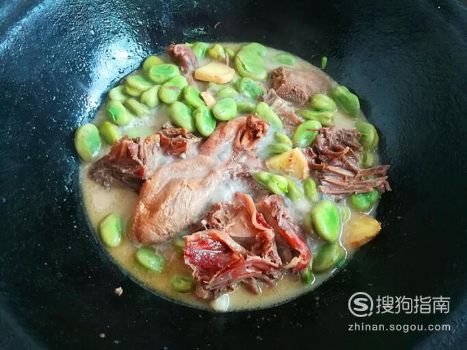 怎么做大豌豆炒烤鸭好吃又营养
