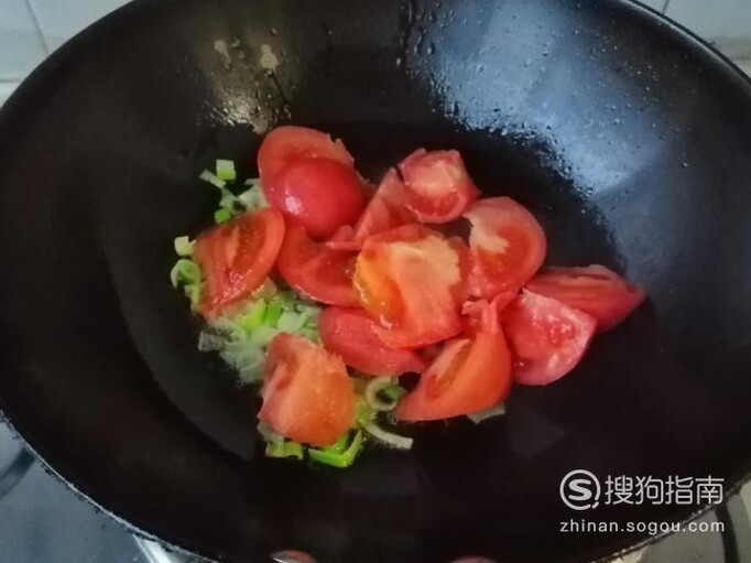 包菜西红柿荷包蛋面条的做法