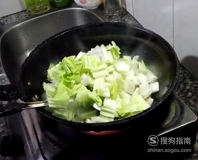 大锅菜：猪肉炖白菜